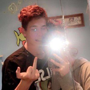 Meet your Posher, Derek